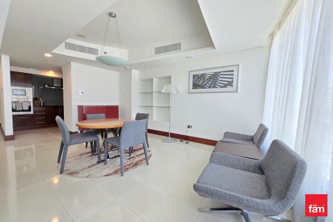 Apartment in Dubai 2 bedrooms, 211 sq.m. № 40895 - photo 12