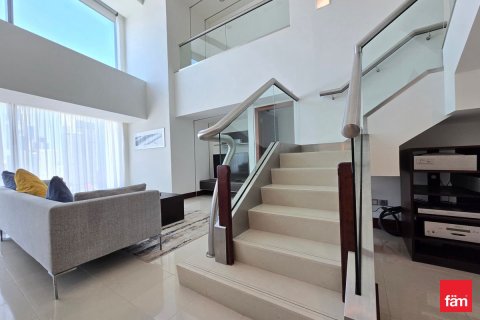 Apartment in Dubai 2 bedrooms, 211 sq.m. № 40895 - photo 2
