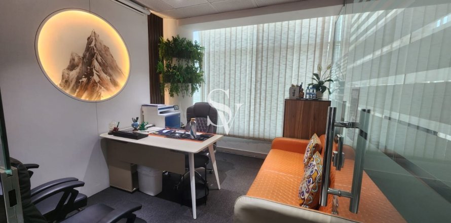 Bureau à Business Bay, Dubai, 89 m², № 113244