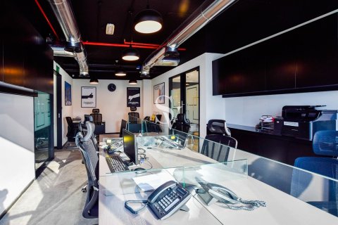 Bureau à Jumeirah Bay Towers, Jumeirah Lake Towers, Dubai, 100 m², № 113243 - photo 9