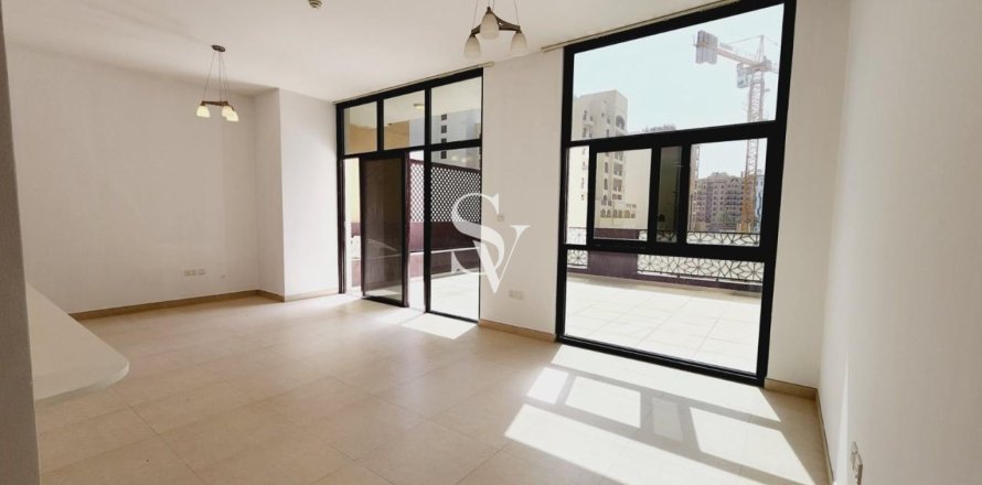 Appartement à Al Jaddaf, Dubai, 2 chambres, 112 m², № 113250