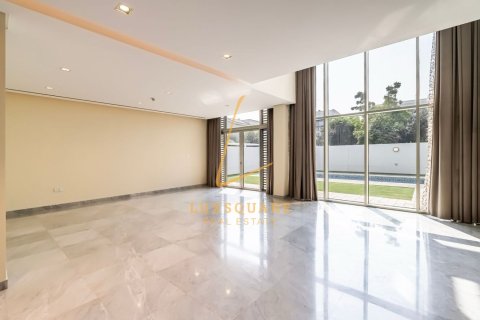 Villa en District One, Mohammed Bin Rashid City, Dubai, 4 dormitorios, 700 m², № 100616 - foto 2