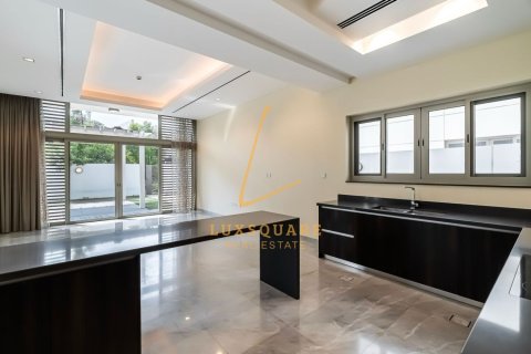 Villa en District One, Mohammed Bin Rashid City, Dubai, 4 dormitorios, 700 m², № 100616 - foto 5