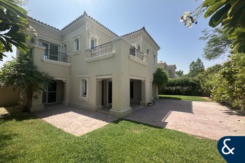 Villa à Arabian Ranches, Dubai, 4 chambres, 361 m², № 76795 - photo 1