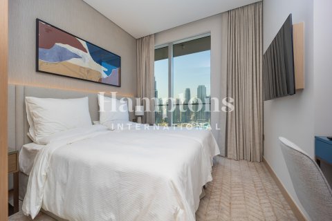 Apartamento en Downtown Dubai (Downtown Burj Dubai), Dubai, 3 dormitorios, 141.23021157 m², № 95300 - foto 2