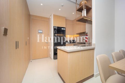 Apartamento en Downtown Dubai (Downtown Burj Dubai), Dubai, 3 dormitorios, 141.23021157 m², № 95300 - foto 3