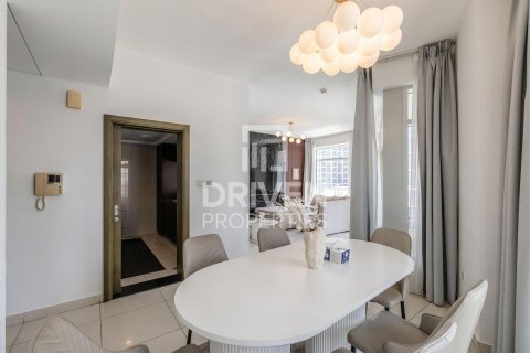 Apartment in The Lofts, Downtown Dubai (Downtown Burj Dubai), Dubai 2 bedrooms, 120.5 sq.m. № 126646 - photo 4