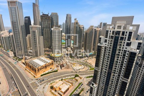 Apartamento en Paramount Tower Hotel & Residences, Business Bay, Dubai, 2 dormitorios, 104.14 m², № 127516 - foto 14