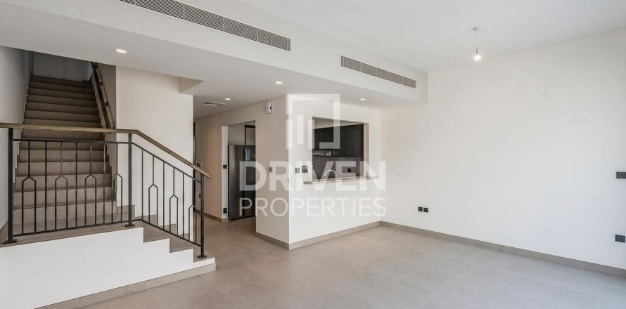 Townhouse in Damac Lagoons, Dubai 4 bedrooms, 144 sq.m. № 127515