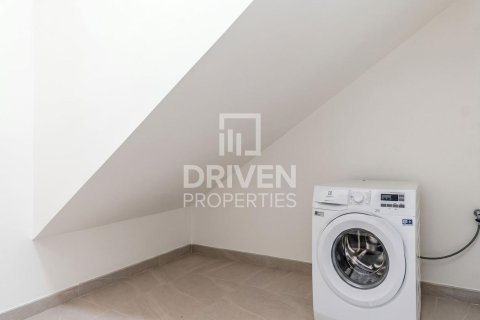 Townhouse in Damac Lagoons, Dubai 4 bedrooms, 144 sq.m. № 127515 - photo 16