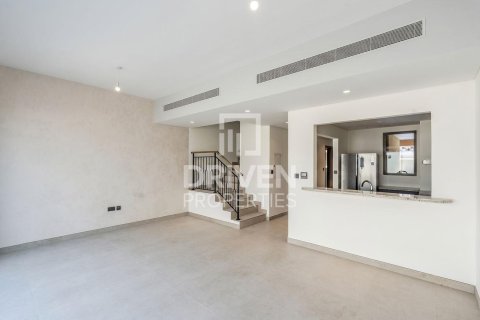 Townhouse in Damac Lagoons, Dubai 4 bedrooms, 144 sq.m. № 127515 - photo 2