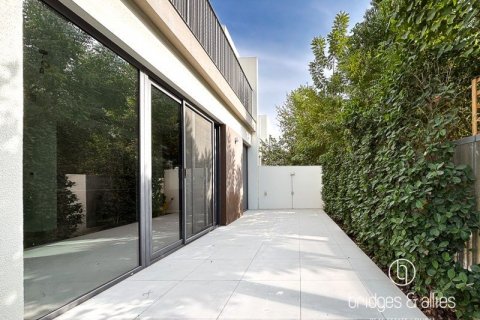 Снять в аренду виллу в Tilal Al Ghaf, Дубай: 3 спальни, 145м², № 92179 - фото 17