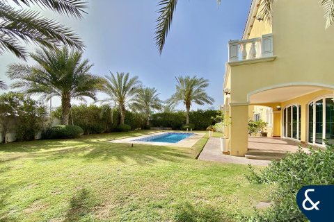 Купить виллу в Legacy, Jumeirah Park, Дубай: 5 спален, 436м², № 75672 - фото 19