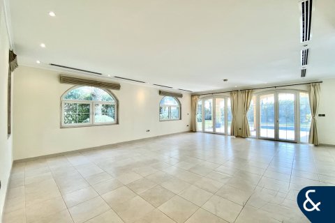 Купить виллу в Legacy, Jumeirah Park, Дубай: 5 спален, 436м², № 75672 - фото 5