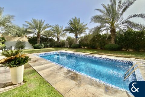 Купить виллу в Legacy, Jumeirah Park, Дубай: 5 спален, 436м², № 75672 - фото 20