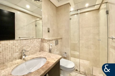 Купить виллу в Legacy, Jumeirah Park, Дубай: 5 спален, 436м², № 75672 - фото 14