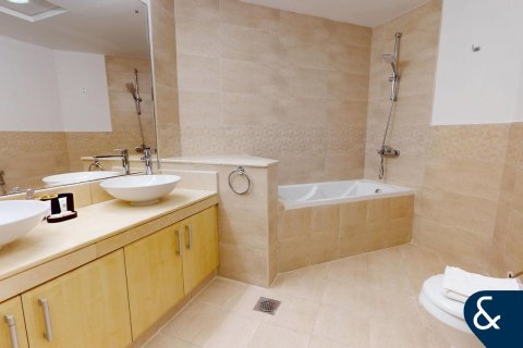 Купить квартиру в Shoreline Apartments, Пальма Джумейра, Дубай: 2 спальни, 149м², № 75686 - фото 9