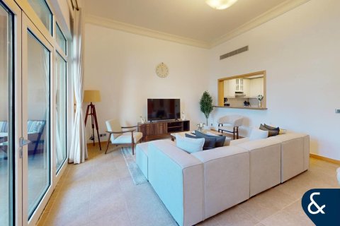 Купить квартиру в Shoreline Apartments, Пальма Джумейра, Дубай: 2 спальни, 149м², № 75686 - фото 2