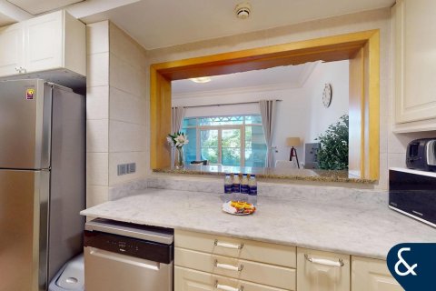 Купить квартиру в Shoreline Apartments, Пальма Джумейра, Дубай: 2 спальни, 149м², № 75686 - фото 5