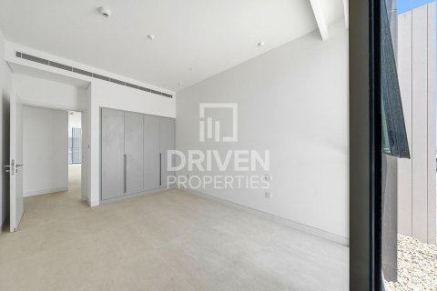 Townhouse in Nad Al Sheba 1, Nadd Al Sheba, Dubai 3 bedrooms, 167.78 sq.m. № 141069 - photo 7