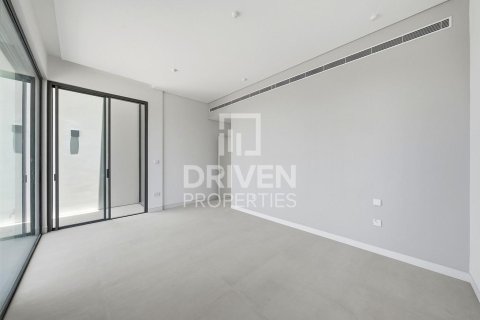 Townhouse in Nad Al Sheba 1, Nadd Al Sheba, Dubai 3 bedrooms, 167.78 sq.m. № 141069 - photo 13