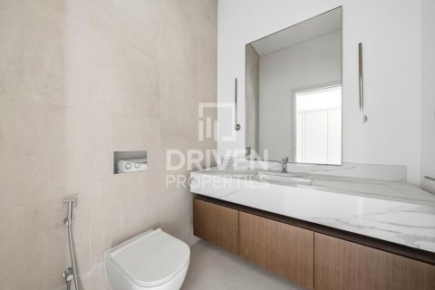 Townhouse in Nad Al Sheba 1, Nadd Al Sheba, Dubai 3 bedrooms, 167.78 sq.m. № 141069 - photo 16