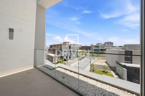 Townhouse in Nad Al Sheba 1, Nadd Al Sheba, Dubai 3 bedrooms, 167.78 sq.m. № 141069 - photo 22