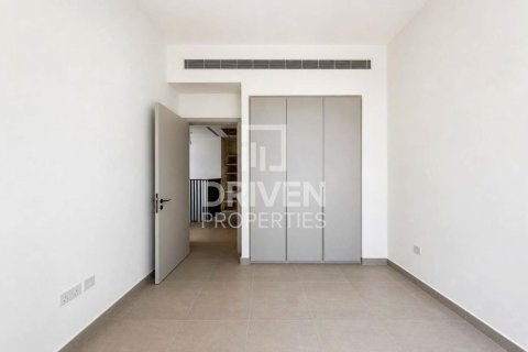 Townhouse in Mudon, Dubai 4 bedrooms, 168.06 sq.m. № 141070 - photo 7