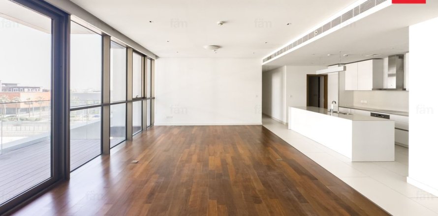 Apartment in Al Wasl, Dubai 3 bedrooms, 208.7 sq.m. № 10162