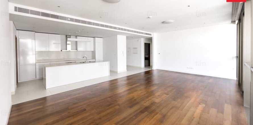 Appartement à Al Wasl, Dubai, 3 chambres, 208.7 m², № 10162
