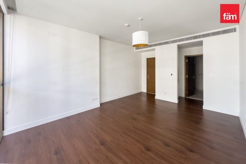 Apartment in Al Wasl, Dubai 3 bedrooms, 208.7 sq.m. № 10162 - photo 15