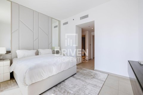 Apartment in Zabeel, Dubai 3 bedrooms, 159.33 sq.m. № 128494 - photo 11