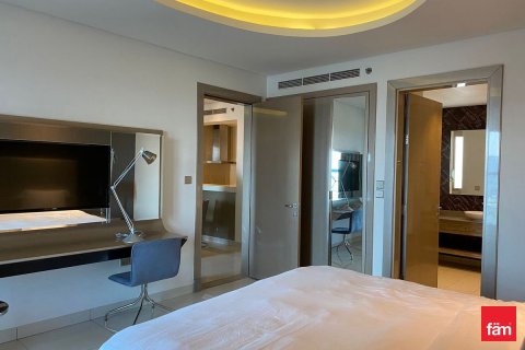 Снять в аренду квартиру в Бизнес-Бэе, Дубай: 1 спальня, 89.7м², № 93477 - фото 2