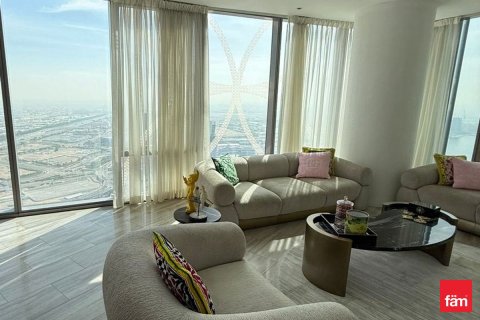 Apartment in Culture Village, Dubai 3 bedrooms, 216.8 sq.m. № 93476 - photo 3