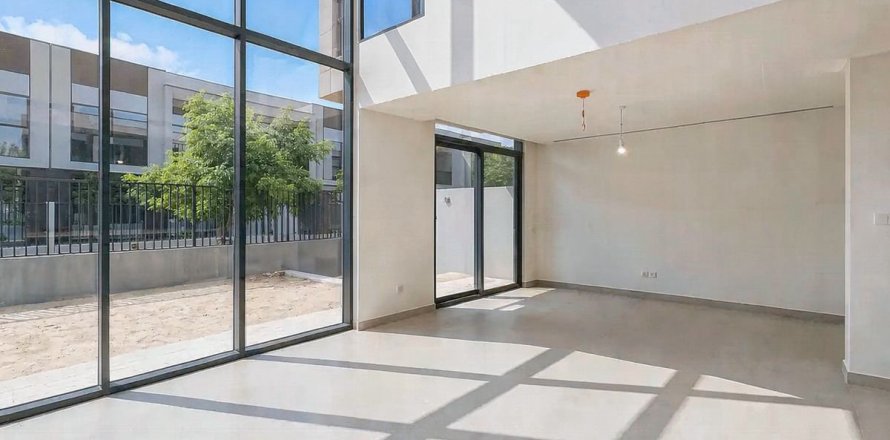 Maison de ville à Dubai, 4 chambres, 244.4 m², № 141936