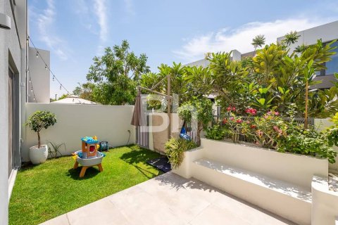 Townhouse in Tilal Al Ghaf, Dubai 3 bedrooms, 207 sq.m. № 21877 - photo 17