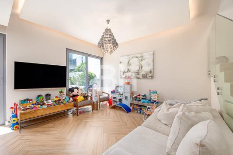 Townhouse in Tilal Al Ghaf, Dubai 3 bedrooms, 207 sq.m. № 21877 - photo 4