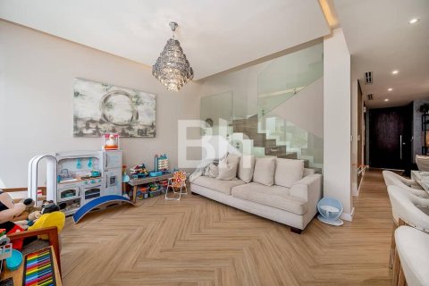 Townhouse in Tilal Al Ghaf, Dubai 3 bedrooms, 207 sq.m. № 21877 - photo 5