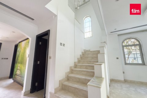 Villa en Dubai, 5 dormitorios, 740 m², № 69720 - foto 14