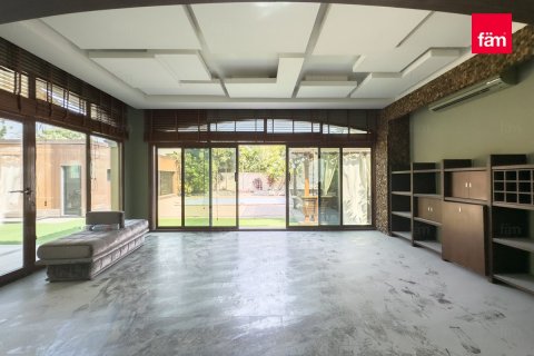 Villa en Dubai, 5 dormitorios, 740 m², № 69720 - foto 5