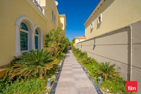 Villa en Dubai, 5 dormitorios, 740 m², № 69720 - foto 4
