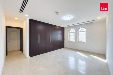 Villa en Dubai, 5 dormitorios, 740 m², № 69720 - foto 20