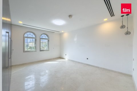 Villa en Dubai, 5 dormitorios, 740 m², № 69720 - foto 15