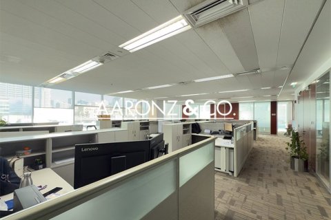Офис в Sheikh Zayed Road, Дубай, 557м², № 92202