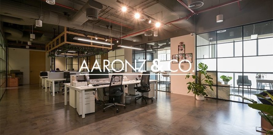 Офис в Дубай Марине, Дубай, 367м², № 92203