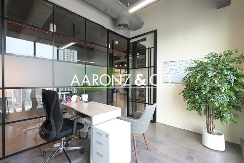 Снять в аренду офис в Дубай Марине, Дубай: 367м², № 92203 - фото 12