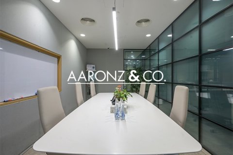 Снять в аренду офис в Дубай Марине, Дубай: 367м², № 92203 - фото 13