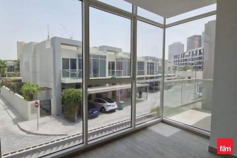 Villa in Dubai 4 bedrooms, 188.5 sq.m. № 50841 - photo 9