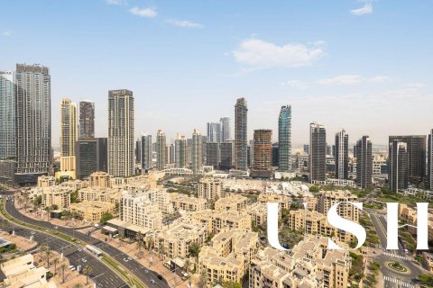 Apartamento en The Residences, Downtown Dubai (Downtown Burj Dubai), Dubai, 3 dormitorios, 218 m², № 46698 - foto 1