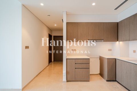 Apartment in Grandeur Residences, Palm Jumeirah, Dubai 2 bedrooms, 111.57650300 sq.m. № 64610 - photo 18